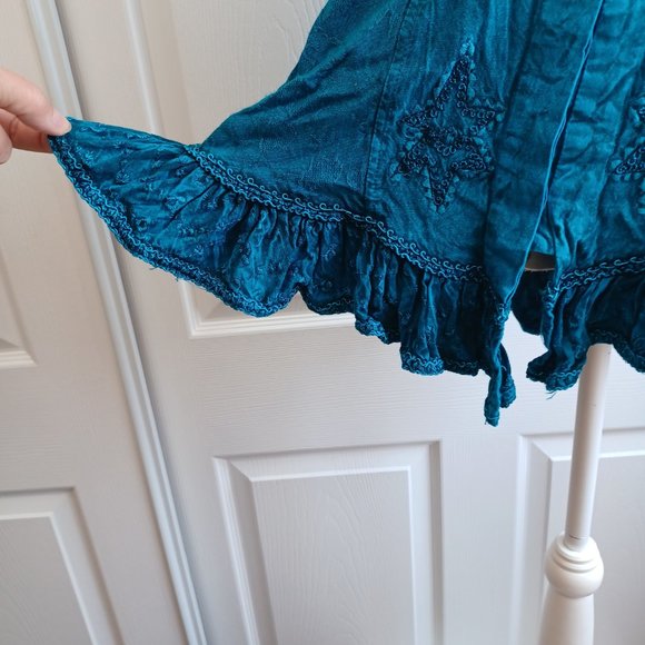 Feminine Boho Rich Blue Colour Top - flutter sleeves and hem (3130) - Picture 4 of 9